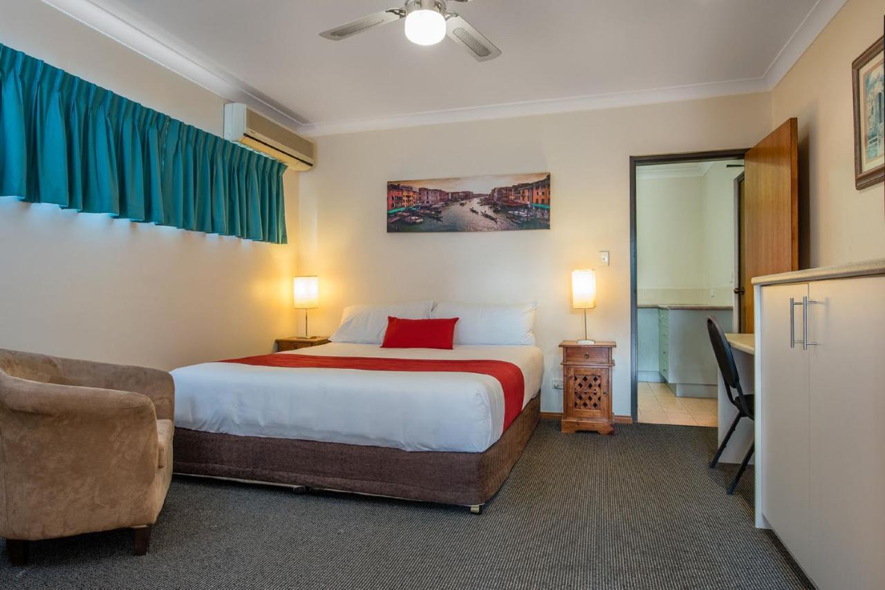 Aspley Carsel Motor Inn Brisbane Exterior photo